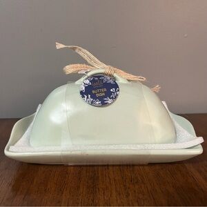 Isola Cucina Sage Green Butter Dish